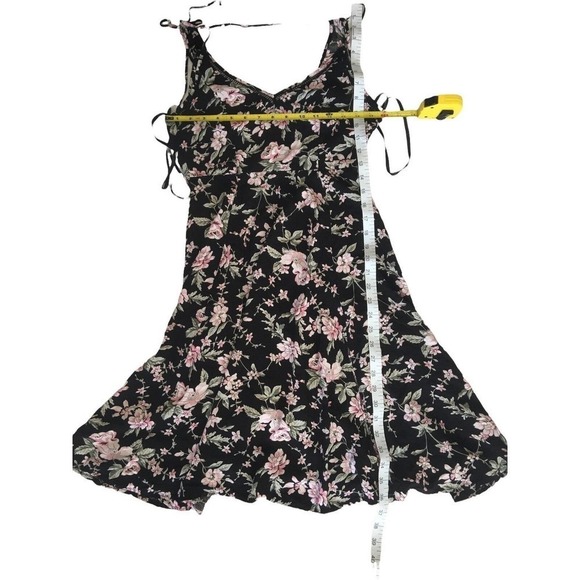 Aakaa Womens Dress Size Medium Floral Spaghetti Straps Open Back Black Floral - Picture 9 of 10